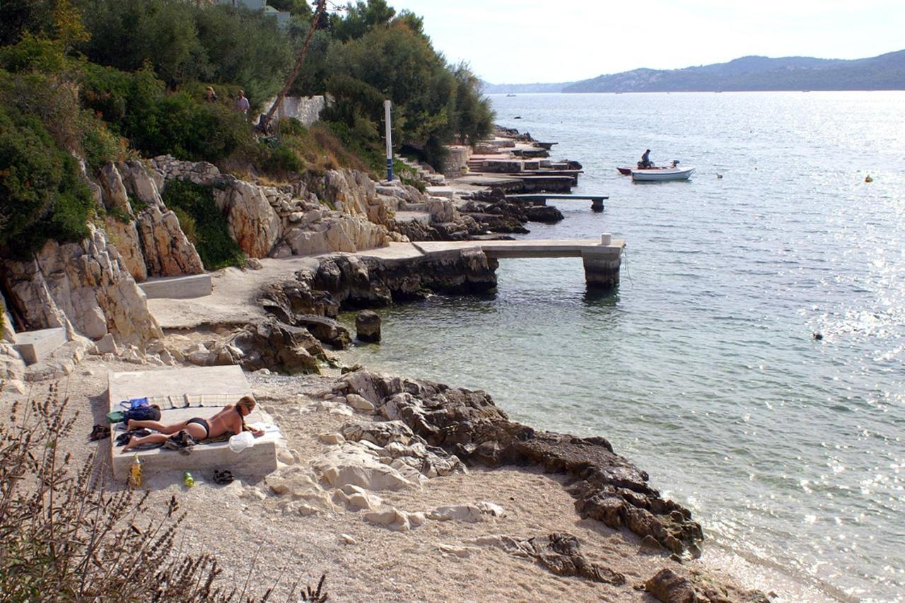 Apartments By The Sea Seget Vranjica, Trogir - 1038 Eksteriør billede