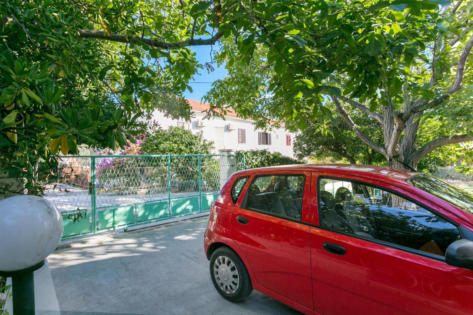 Apartments By The Sea Seget Vranjica, Trogir - 1038 Eksteriør billede